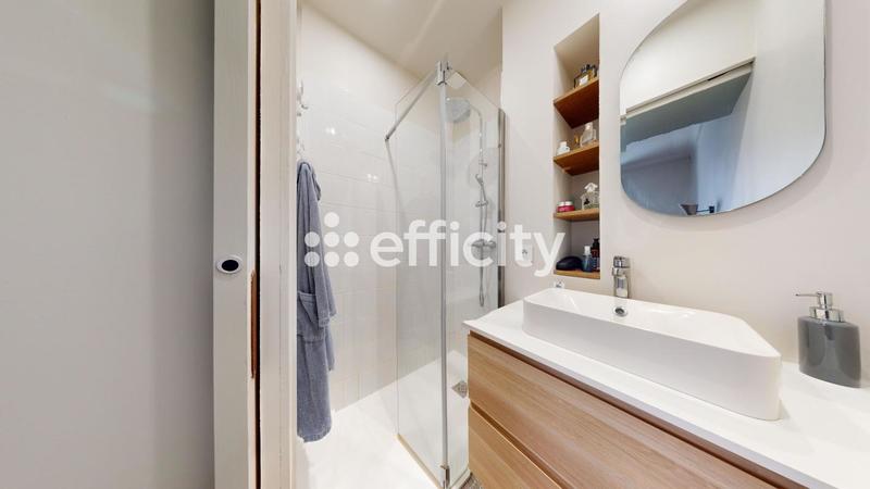 Appartement - 104 m² - 4 pièces