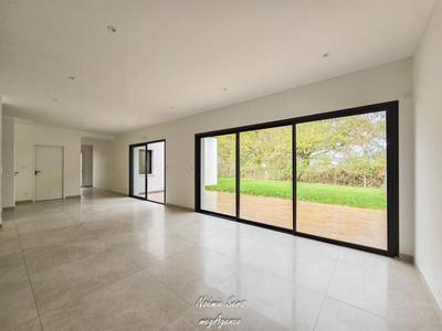 Maison - 133 m² - 6 pièces