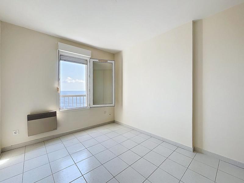 Appartement - 94 m² - 4 pièces