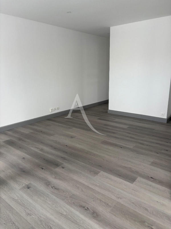 Appartement - 57 m² - 2 pièces