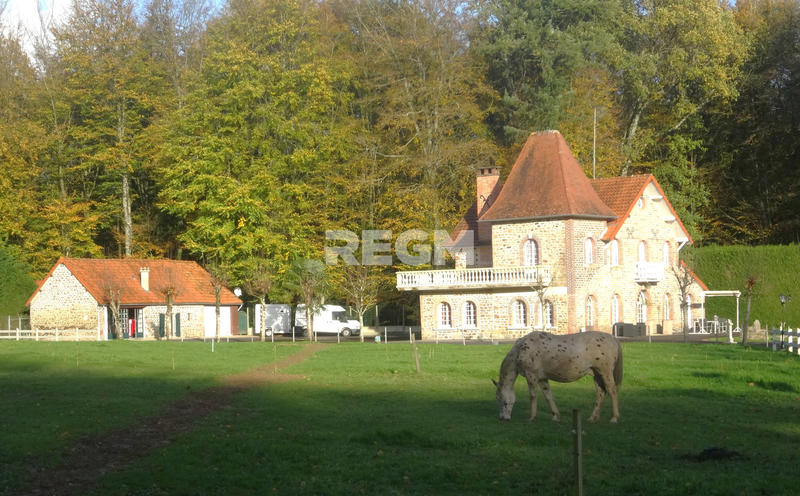 Propriété - 8 191 m² - 11 pièces