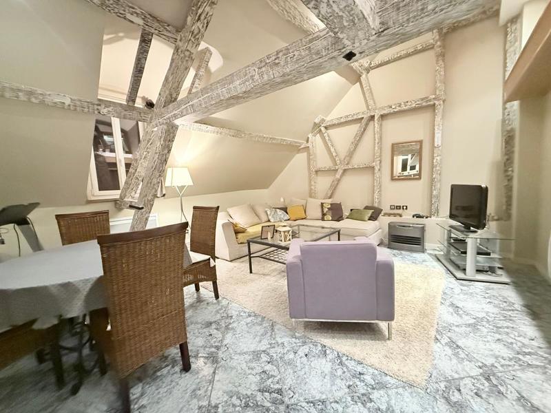 Appartement - 65 m² - 3 pièces