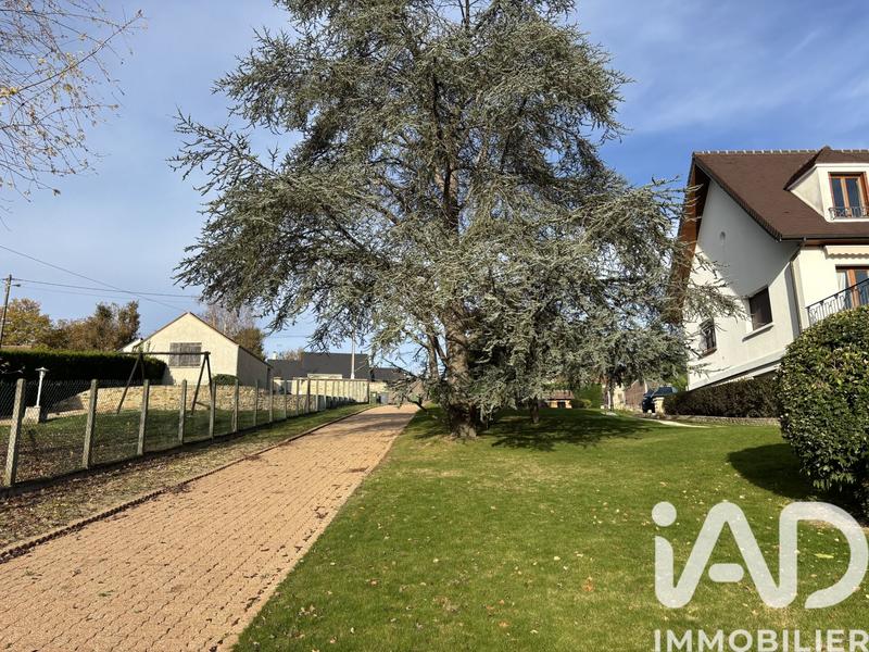 Maison - 253 m² - 11 pièces