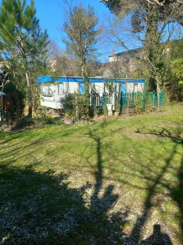 Terrain constructible - 791 m²
