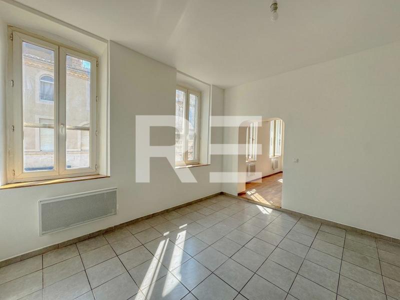 Appartement - 102 m² - 4 pièces