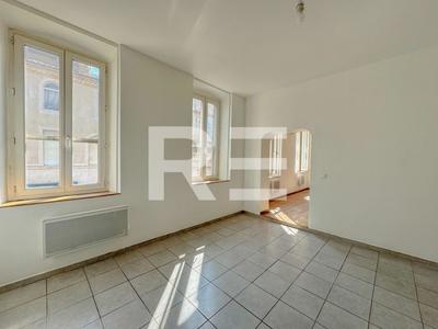Appartement - 102 m² - 4 pièces
