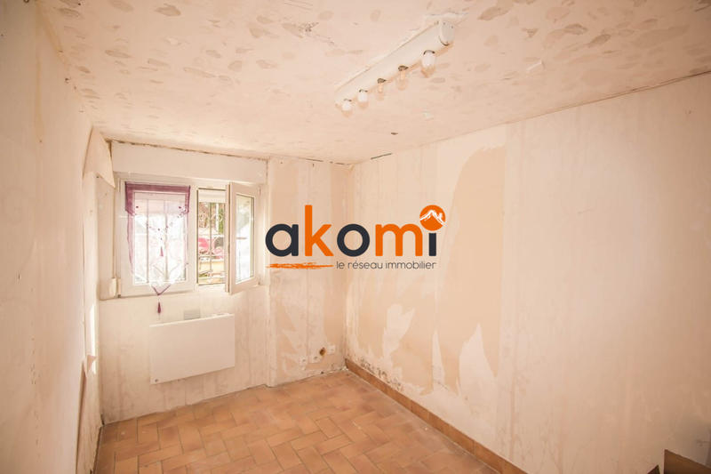 Maison - 92 m² - 5 pièces