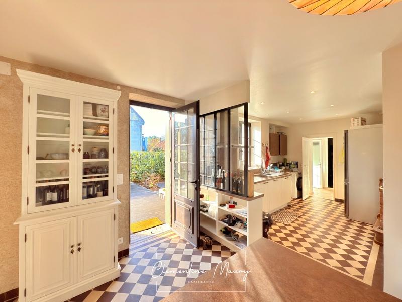 Maison - 168 m² - 6 pièces