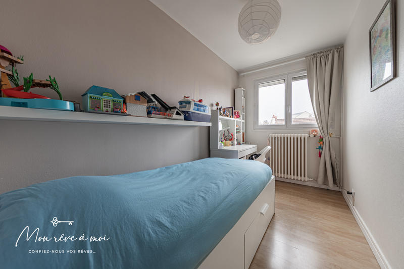 Maison - 89 m² - 5 pièces