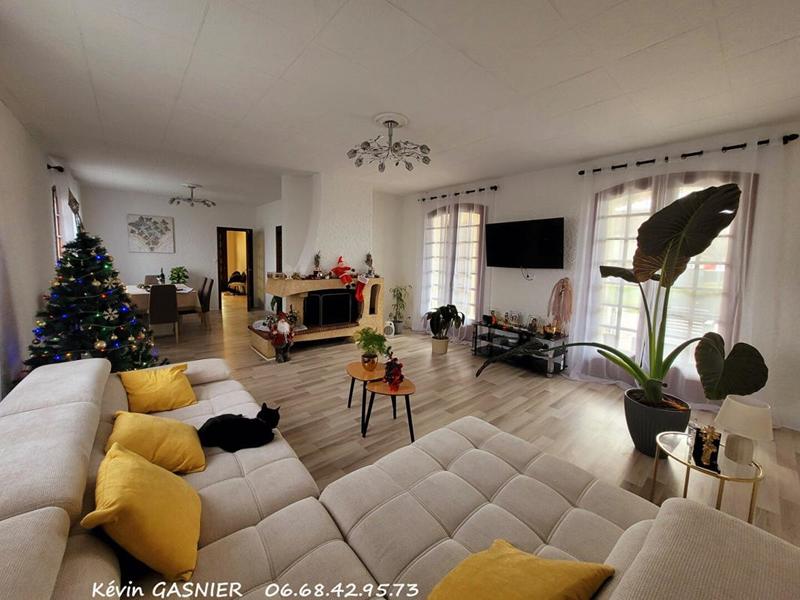 Maison - 157 m² - 7 pièces