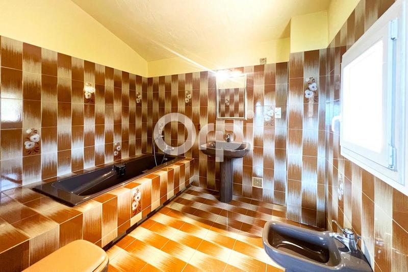 Villa - 194 m² - 6 pièces