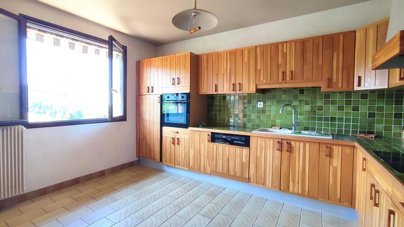 Maison - 140 m² - 7 pièces