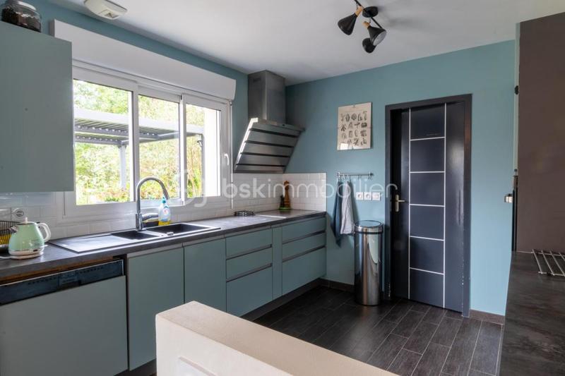 Maison - 142 m² - 6 pièces