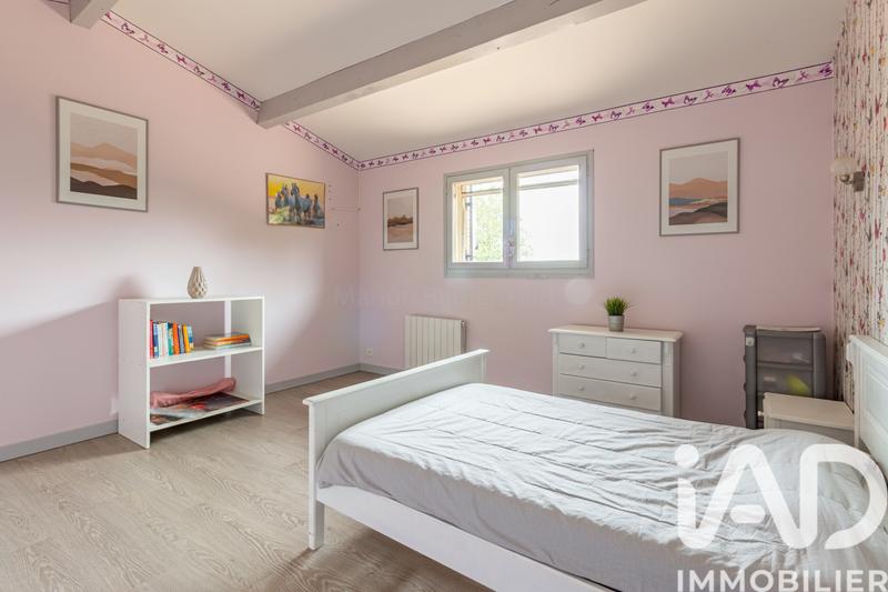 Maison - 257 m² - 8 pièces