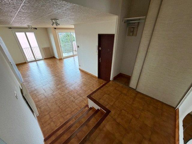 Appartement - 72 m² - 3 pièces