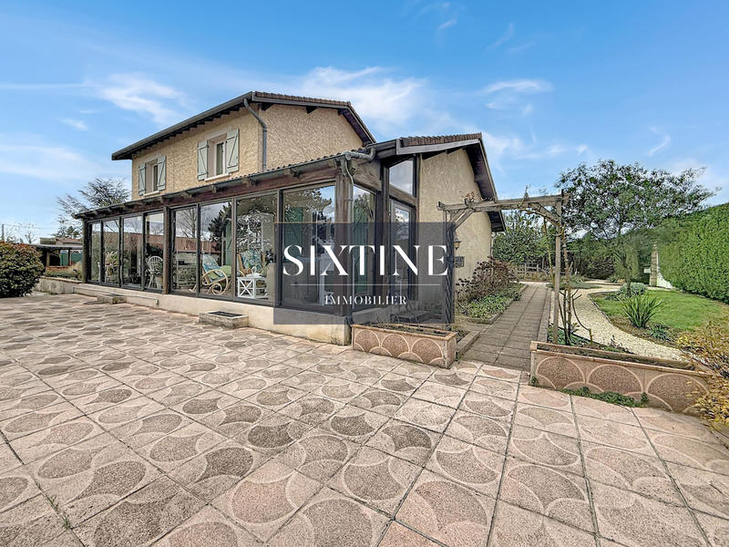 Maison ancienne - 154 m² - 7 pièces