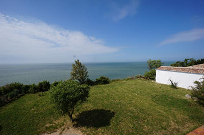 Maison - 166 m² - 4 pièces