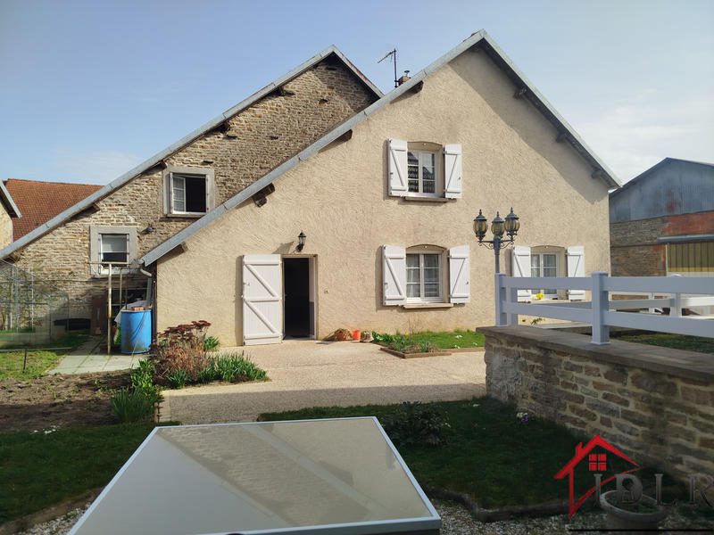 Maison de village - 160 m² - 5 pièces