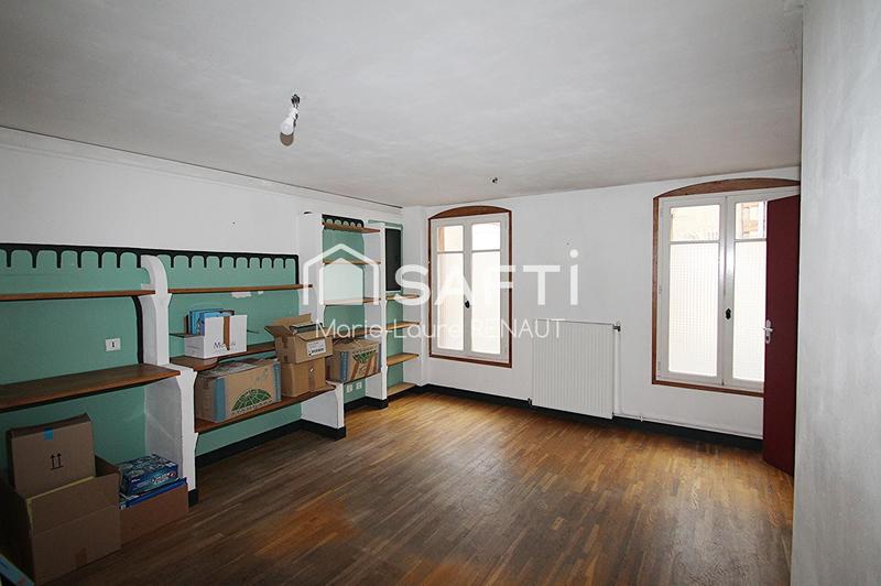 Maison - 240 m² - 9 pièces