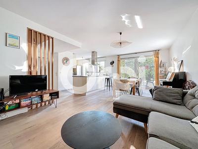 Appartement - 77 m² - 3 pièces