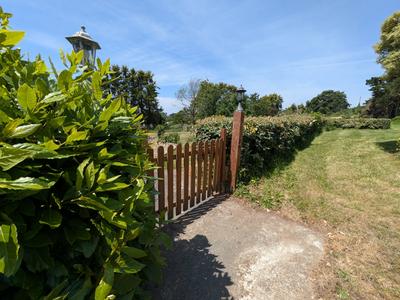 Maison ancienne - 362 m² - 14 pièces