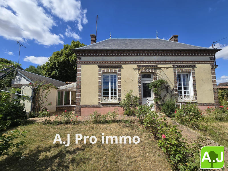 Maison - 88 m² - 4 pièces