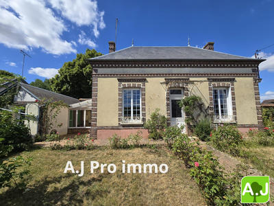 Maison - 88 m² - 4 pièces