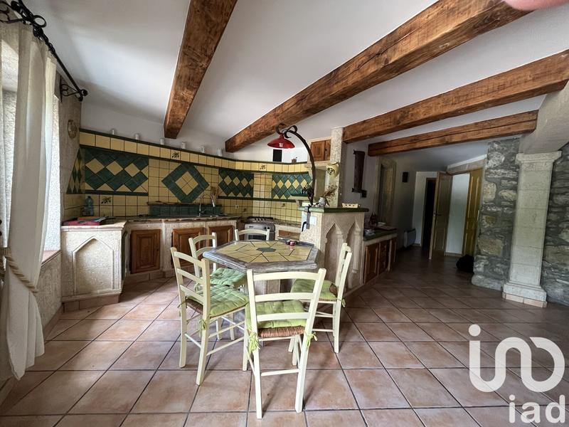 Maison - 190 m² - 7 pièces