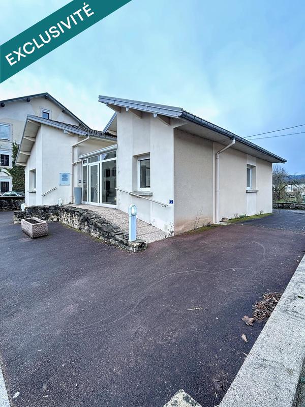 Local commercial - 135 m² - 3 pièces