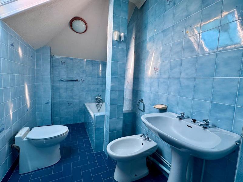 Maison - 183 m² - 4 pièces