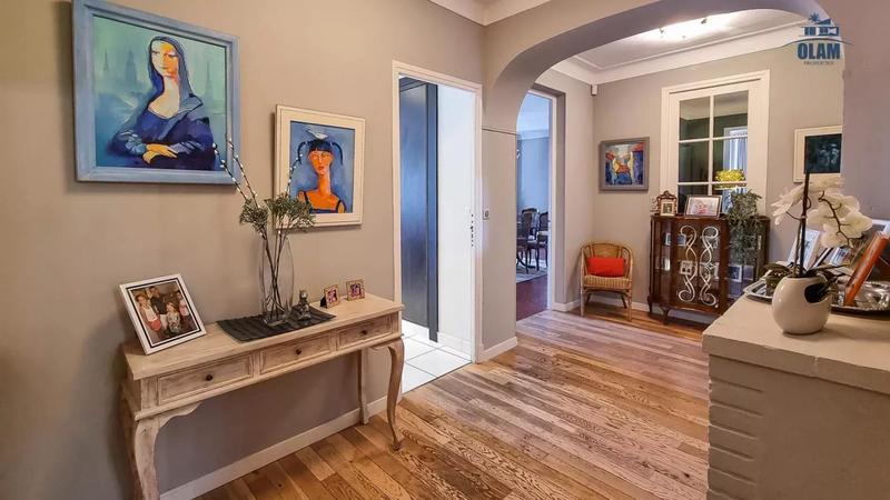 Maison - 377 m² - 12 pièces