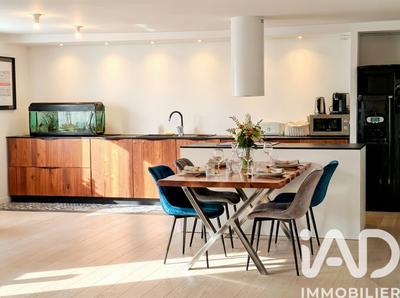 Maison de village - 202 m² - 6 pièces