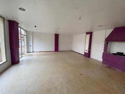 Local commercial - 142 m²