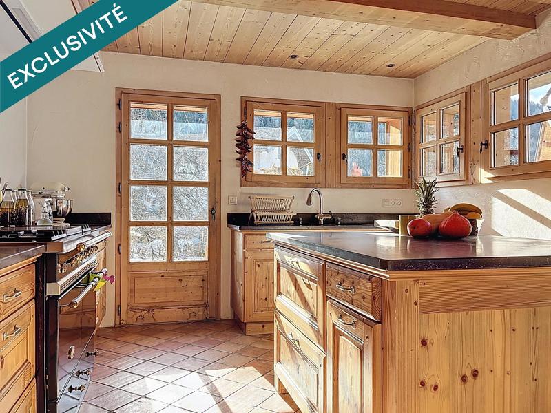 Châlet - 238 m² - 8 pièces