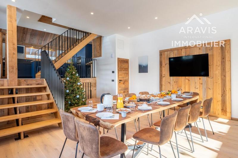 Appartement - 198 m² - 6 pièces