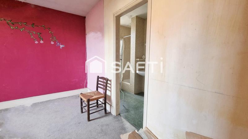 Maison - 236 m² - 8 pièces