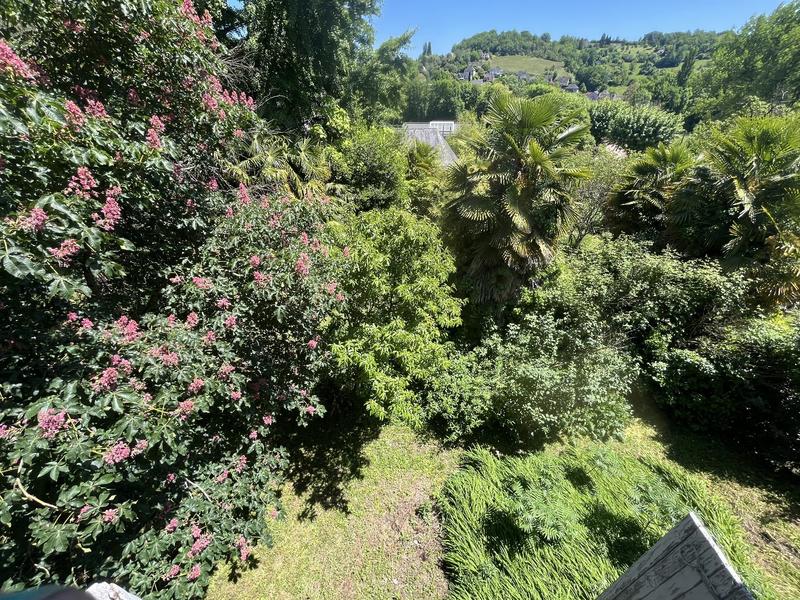 Maison - 181 m² - 9 pièces