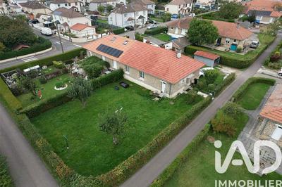 Maison - 90 m² - 5 pièces