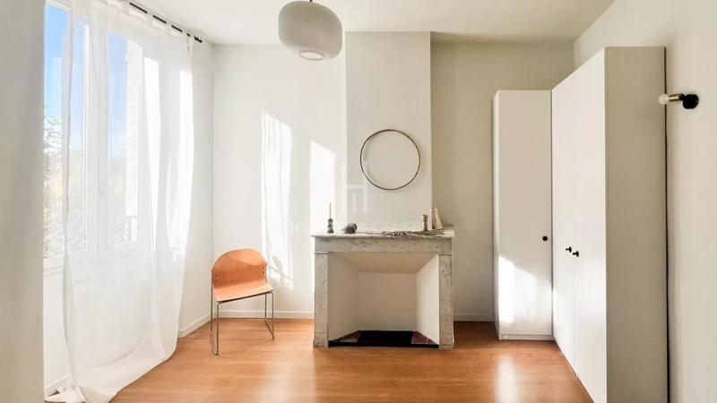 Appartement - 90 m² - 5 pièces