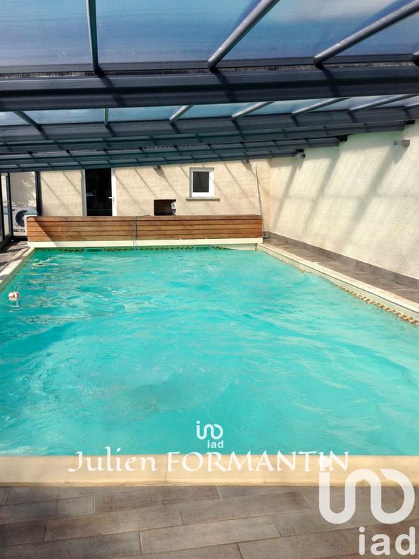 Maison - 200 m² - 7 pièces