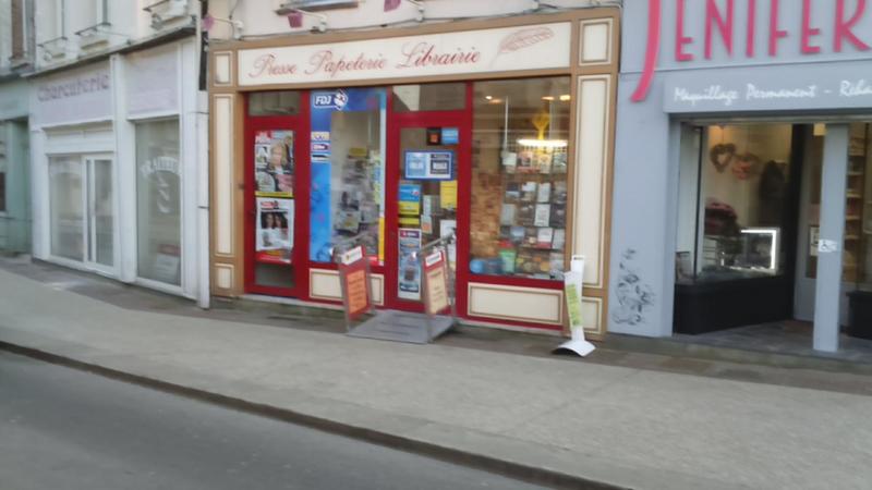 Presse / Tabac - 90 m² - 3 pièces