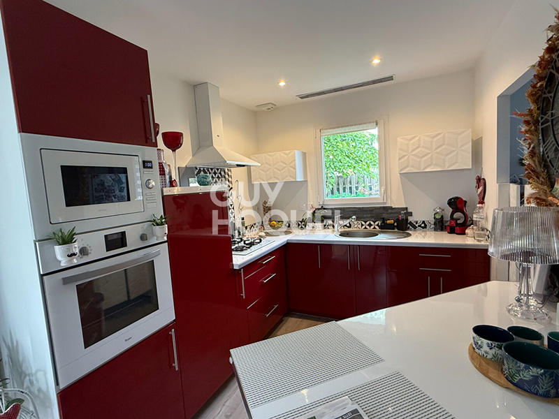 Maison - 85 m² - 3 pièces