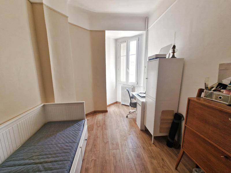 Appartement - 121 m² - 5 pièces