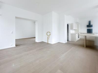 Maison - 155 m² - 5 pièces