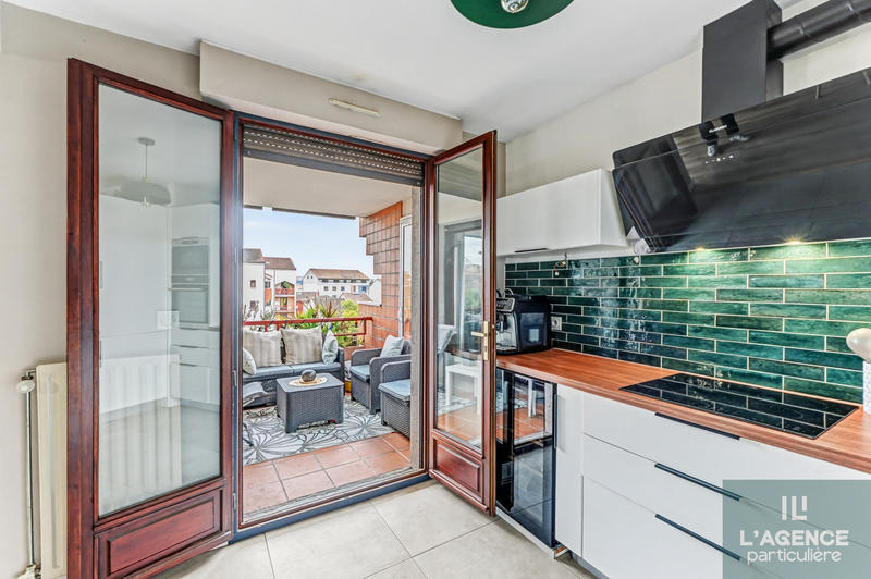 Appartement - 85 m² - 3 pièces