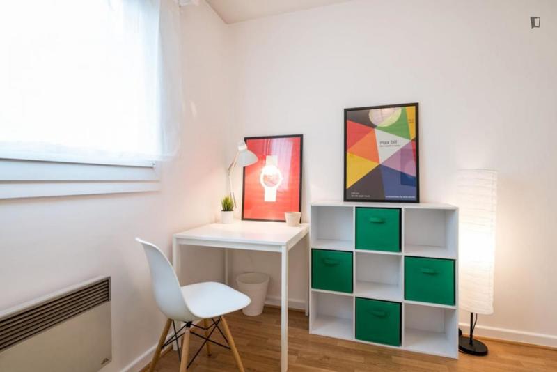 Chambre - 10 m² - 4 pièces