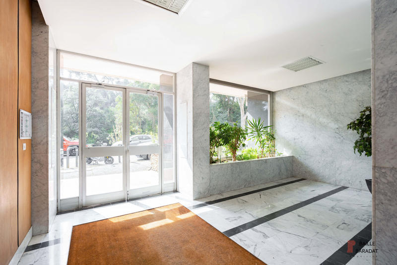 Appartement - 89 m² - 3 pièces