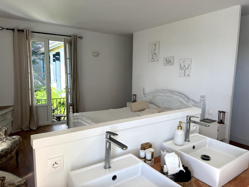 Mas - 225 m² - 10 pièces