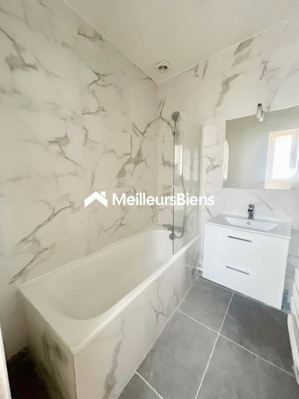 Appartement - 102 m² - 3 pièces