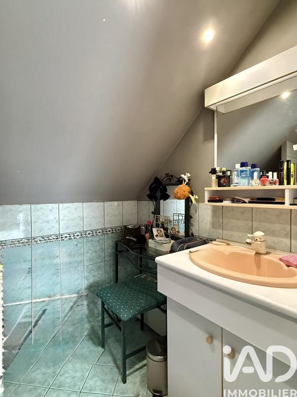 Maison - 95 m² - 5 pièces